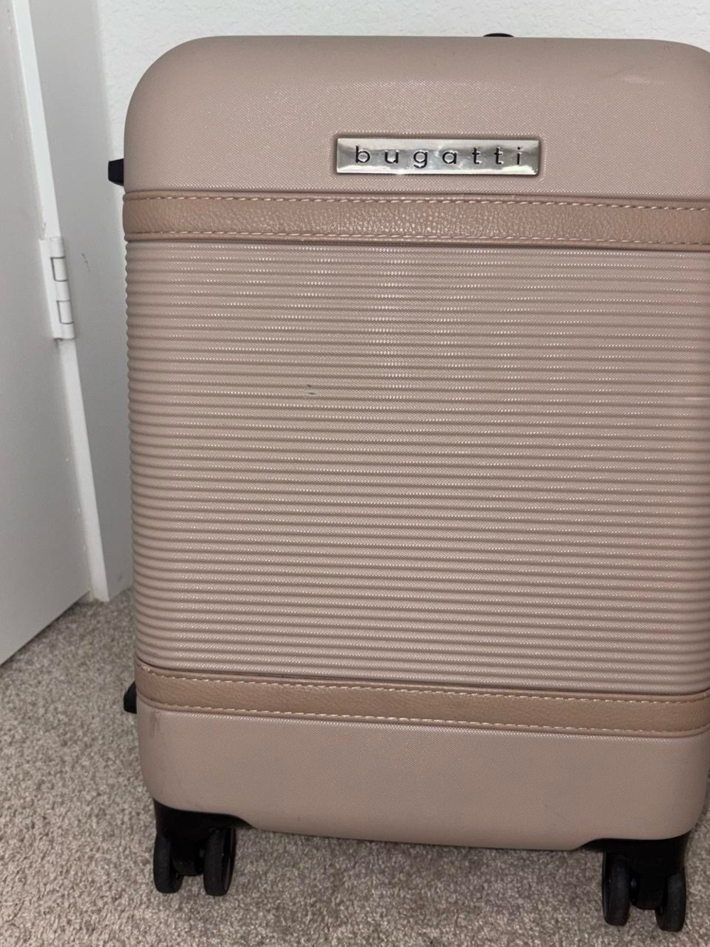 Bugatti Soft Blush Pink Ridged Carry-On - Picture 6 of 8